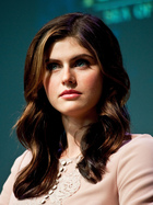 Alexandra Daddario : alexandra-daddario-1383590682.jpg