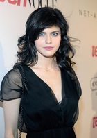 Alexandra Daddario : alexandra-daddario-1387827155.jpg