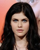 Alexandra Daddario : alexandra-daddario-1387827192.jpg