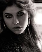 Alexandra Daddario : alexandra-daddario-1388486655.jpg