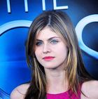 Alexandra Daddario : alexandra-daddario-1390490674.jpg