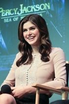 Alexandra Daddario : alexandra-daddario-1393091005.jpg