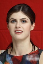 Alexandra Daddario : alexandra-daddario-1393342685.jpg