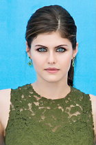 Alexandra Daddario : alexandra-daddario-1394130398.jpg