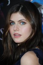 Alexandra Daddario : alexandra-daddario-1395660419.jpg