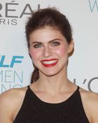 Alexandra Daddario : alexandra-daddario-1398095748.jpg