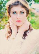 Alexandra Daddario : alexandra-daddario-1400955067.jpg