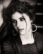 Alexandra Daddario : alexandra-daddario-1407165820.jpg