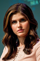 Alexandra Daddario : alexandra-daddario-1409589480.jpg