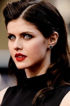 Alexandra Daddario : alexandra-daddario-1441761110.jpg