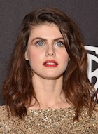 Alexandra Daddario : alexandra-daddario-1459102607.jpg