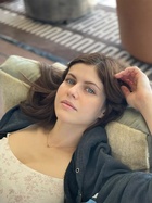 Alexandra Daddario : alexandra-daddario-1636399348.jpg