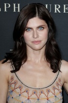 Alexandra Daddario : alexandra-daddario-1636399383.jpg