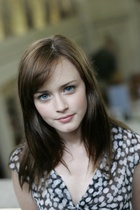 Alexis Bledel : alexis-bledel-1427218896.jpg