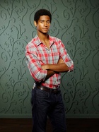 Alfred Enoch : alfred-enoch-1412263427.jpg