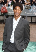 Alfred Enoch : alfred-enoch-1420392196.jpg