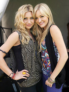 Amanda Michalka : TI4U_u1221851714.jpg