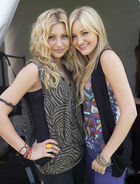 Amanda Michalka : TI4U_u1222132200.jpg