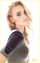 Amanda Michalka : amanda-michalka-1380470721.jpg