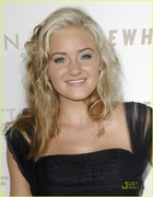 Amanda Michalka : amanda_michalka_1291900883.jpg