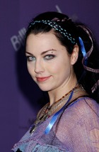 Amy Lee : amy-lee-1319041966.jpg