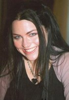 Amy Lee : amy-lee-1362792590.jpg