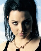 Amy Lee : amy-lee-1380382233.jpg