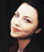 Amy Lee : amy-lee-1397832815.jpg