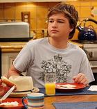 Angus T. Jones : angustjones_1274929041.jpg