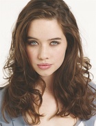 Anna Popplewell : anna-popplewell-1379958995.jpg