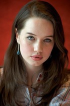 Anna Popplewell : anna-popplewell-1379959085.jpg