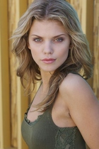 AnnaLynne McCord : annalynne-mccord-1361598298.jpg