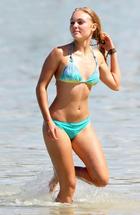 AnnaSophia Robb : annasophia-robb-1387391699.jpg