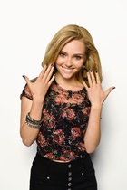 AnnaSophia Robb : annasophia-robb-1414168649.jpg