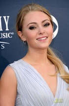 AnnaSophia Robb : annasophia_robb_1301939516.jpg