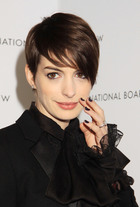 Anne Hathaway : anne-hathaway-1360233308.jpg