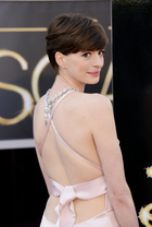 Anne Hathaway : anne-hathaway-1361766535.jpg