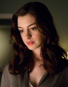 Anne Hathaway : anne-hathaway-1363417980.jpg