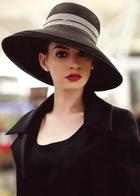 Anne Hathaway : anne-hathaway-1363645558.jpg