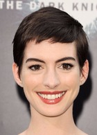 Anne Hathaway : anne-hathaway-1363823088.jpg