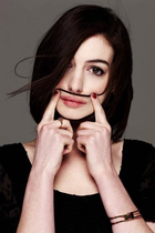 Anne Hathaway : anne-hathaway-1364231734.jpg