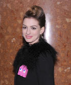 Anne Hathaway : anne-hathaway-1364314333.jpg