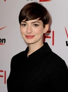 Anne Hathaway : anne-hathaway-1372627404.jpg