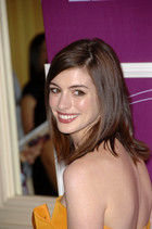 Anne Hathaway : anne-hathaway-1378056234.jpg