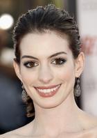 Anne Hathaway : anne-hathaway-1379354194.jpg