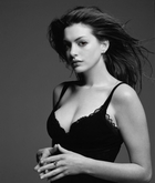 Anne Hathaway : anne-hathaway-1379354571.jpg