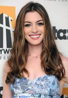 Anne Hathaway : anne-hathaway-1379529244.jpg