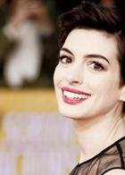 Anne Hathaway : anne-hathaway-1395737128.jpg