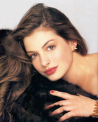 Anne Hathaway : anne-hathaway-1396724096.jpg