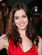 Anne Hathaway : anne-hathaway-1396793372.jpg